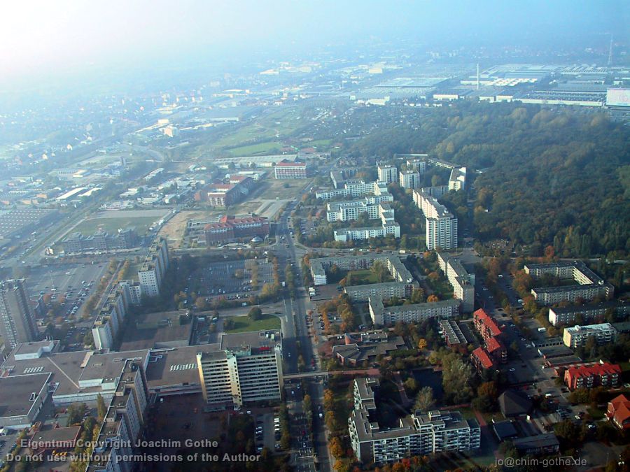 100-0036_IMG 