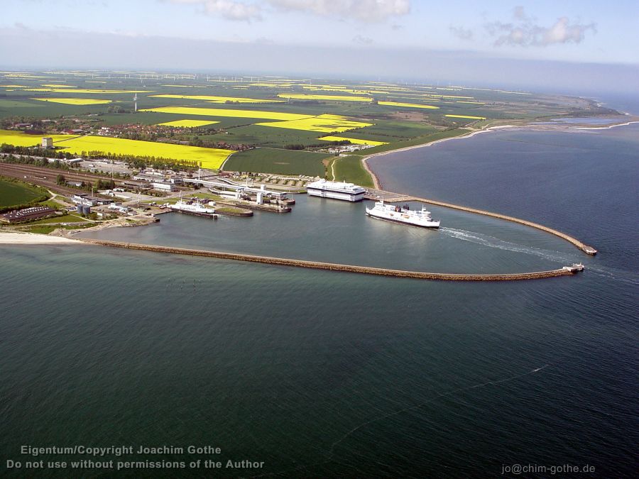 101MSD-DSC00207_DSC00207 Fehmarn Fährhafen Puttgarden