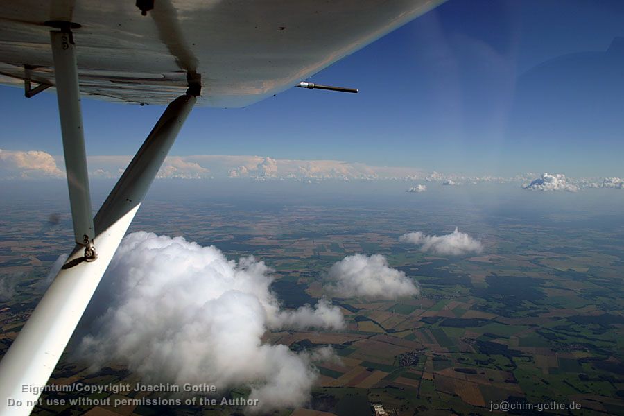 IMG_0553 FL85 und Wolkengrenze nach Polen